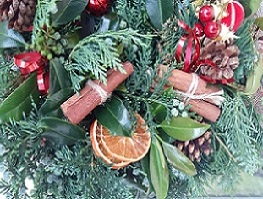 Fresh Christmas Holly Wreath Workshops